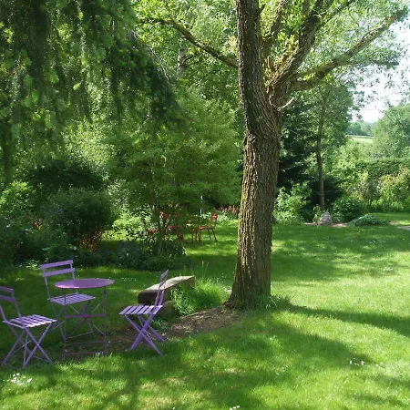 Quaint Holiday In With Garden *