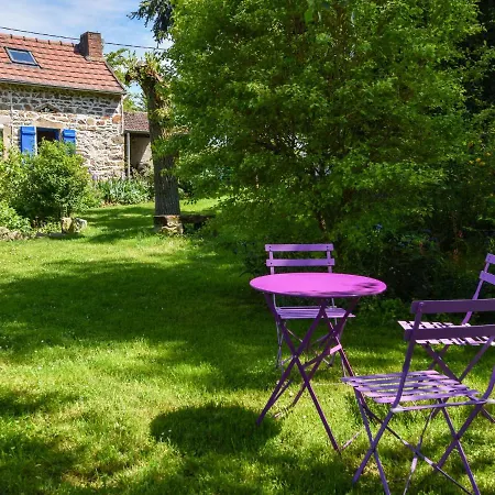 Quaint Holiday In With Garden * Pionsat